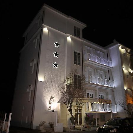 Hotel Belvedere Spiaggia Римини Экстерьер фото