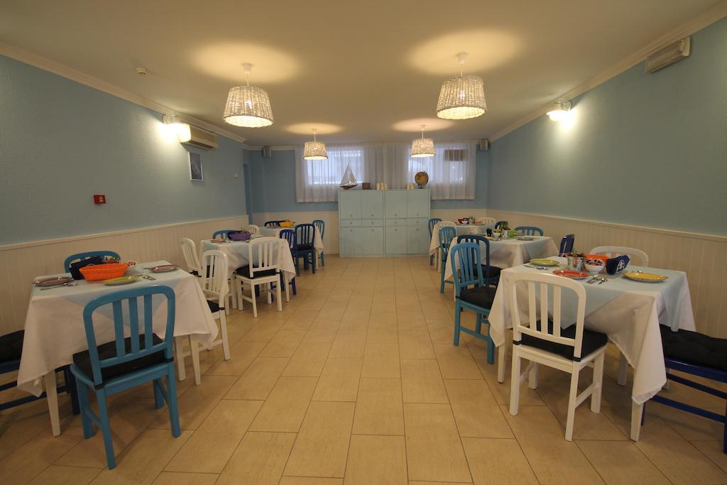 Hotel Belvedere Spiaggia Римини Экстерьер фото
